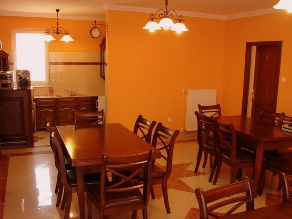 Horvath Vendeghaz Hotel Orosháza Екстериор снимка