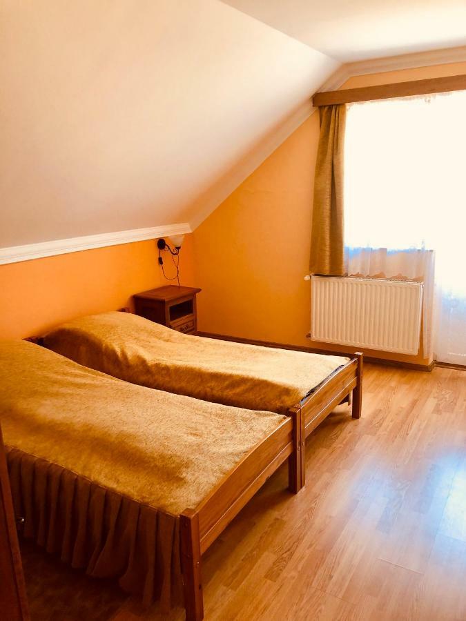 Horvath Vendeghaz Hotel Orosháza Екстериор снимка